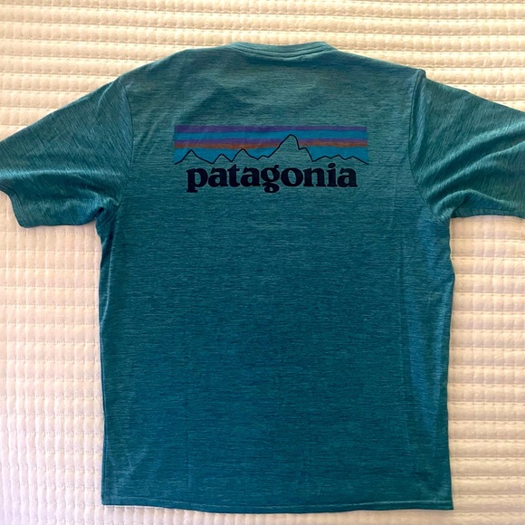 Patagonia Capiline Cool Daily S/S Men’s shirt size Small - Picture 2 of 3